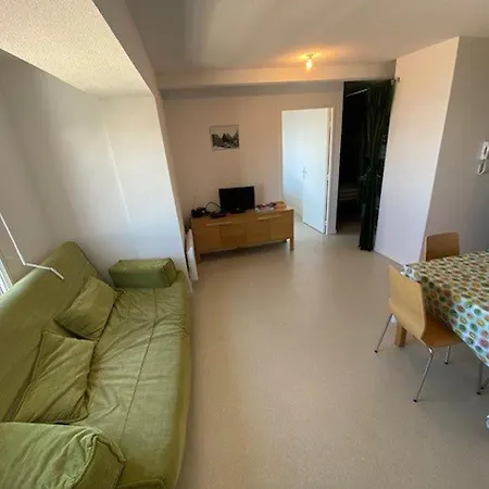 7 Pers Avec Equipement Complet A Arette * La Pierre Saint Martin
