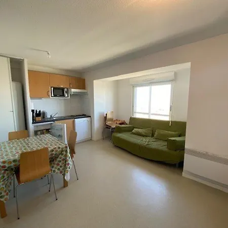 7 Pers Avec Equipement Complet A - Fr-1-602-118